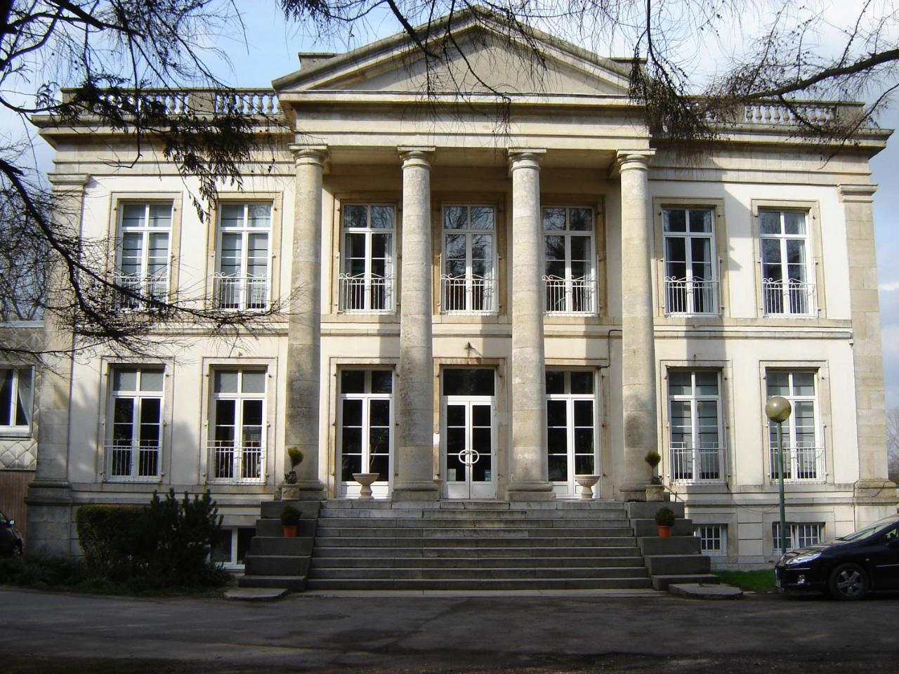 מרקיז Hostellerie De La Quenoeuille מראה חיצוני תמונה