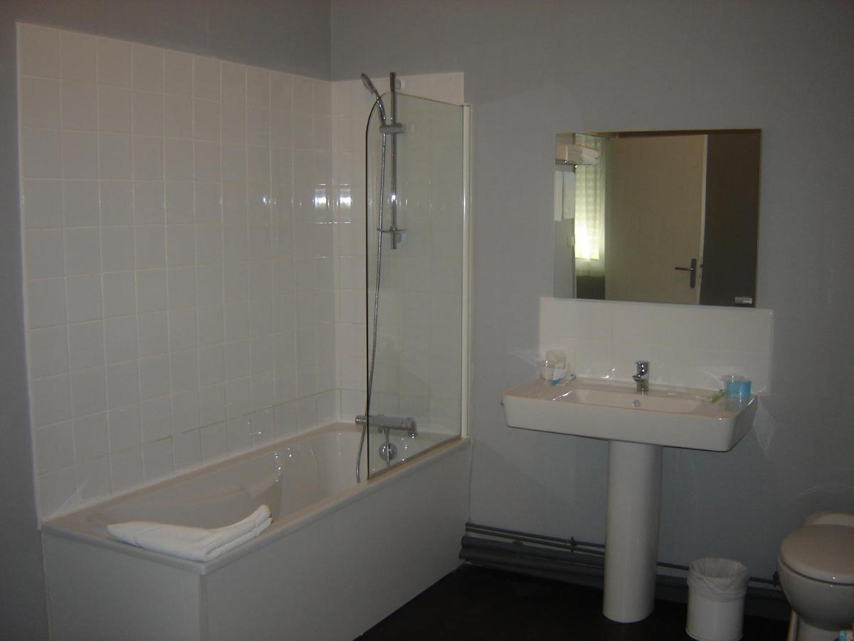מרקיז Hostellerie De La Quenoeuille מראה חיצוני תמונה